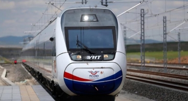 CHP'li Sertel'den 'YHT' çıkışı: 10 yılda ancak yüzde 50’si bitti! 