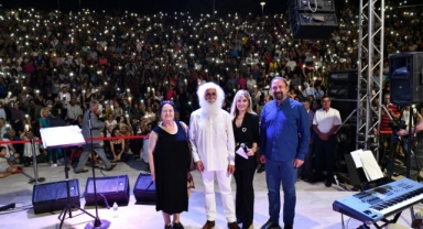 Çiğli’de 30. Yıl Coşkusu Suavi ile kutlandı