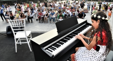 Dünya Müzik Günü’nde kursiyerler sahne aldı
