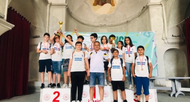 Efes Selçuklu sporcular Çeşme'den yedi birincilik ile döndü 