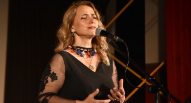 Foça'da türkülerle yaza merhaba 