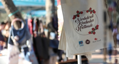 Gece pazarı kapılarını açtı