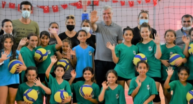 Geleceğin sporcuları Narlıdere’de yetişecek