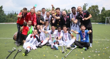 İzmir Büyükşehir Belediyesi Gençlik ve Spor Kulübü sezonu 19 galibiyetle tamamladı