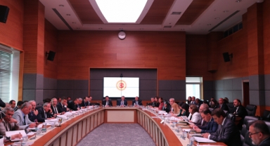 İzmir’in tarım modeli tartışmalara konu oldu