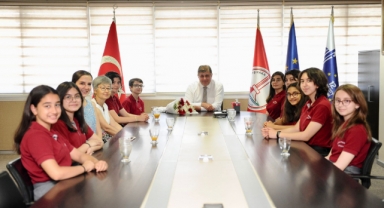 Karşıyaka'nın “Plastik Avcları