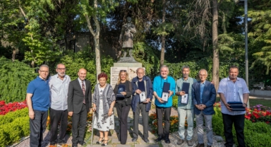 Nazım Hikmet ölüm yıl dönümünde anıldı