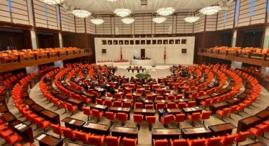 Sansür düzenlemesi Adalet Komisyonu’nda kabul edildi!