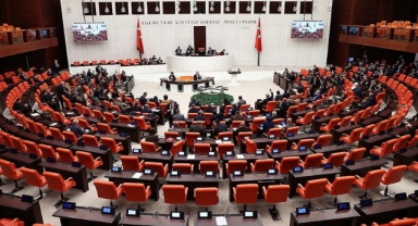 TBMM’nin çalışma süresi uzatıldı