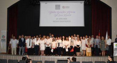 Yıldız Gençler, Karabağlar’da büyük beğeni topladı