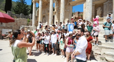 Avrupalı gençler Efes Selçuk'ta buluştu 