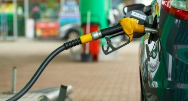 Benzine bu sefer indirim! 