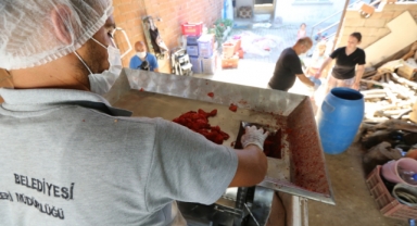 Efes Selçuk'ta salça zamanı