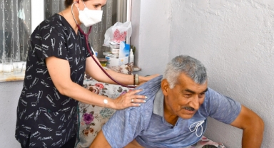 Eşrefpaşa Hastanesi'nin evde bakım hizmet ağı genişliyor