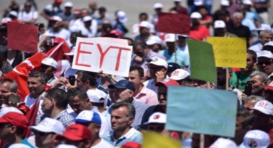 EYT düzenlemesi için masada hangi formüller var? 