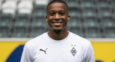 Fenerbahçe Alassane Plea için resmi teklif yaptı