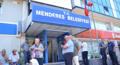 Menderes'te seçim zamanı: AK Parti aday göstermedi! 