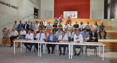 Ölüm gemisine tepkiler çığ gibi büyüyor: Gemiyi durdurun İzmir'e getirmeyin! 