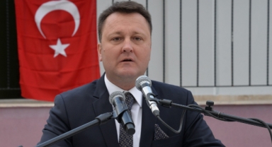 Serdar Aksoy'dan 'devir' tepkisi: Menemen'in malvarlığı çalındı! 