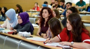 Üniversite harç ücretlerine zam