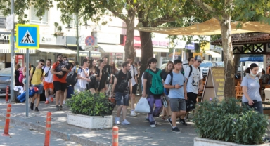 What A Fest Efes Selçuk'ta esnafın yüzünü güldürdü 