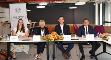 ABD Ankara Büyükelçiliği Tarım Heyeti İzmir Ticaret Borsası Yönetimi ile bir araya geldi