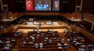 AK Partili Hızal’dan ‘müze’ iddiası: Asbestli gemiden müze mi olur? 