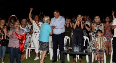 Alaybey'de coşku dolu şenlik