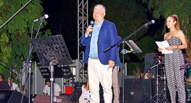 Başkan Soyer’e sanata desteği için onur ödülü