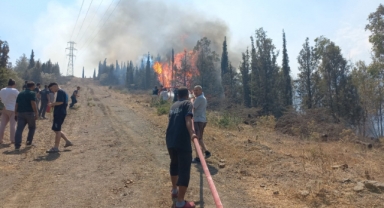 Bornova’daki yangına müdahale ediliyor