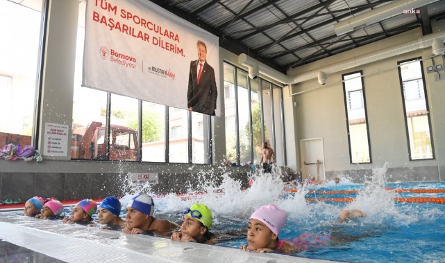 Bornova yeni yüzme havuzuna kavuştu