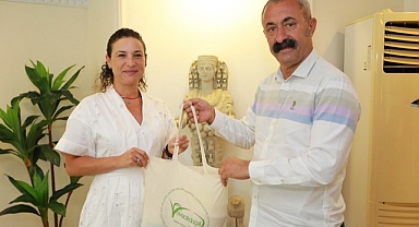 Fatih Mehmet Maçoğlu Efes Selçuk'ta