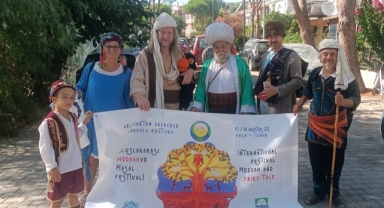 Foça uluslararası meddah ve masal festivali başladı