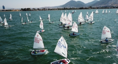 Geleceğin Yelken Sporcu Kızları Narlıdere'de Yetişecek
