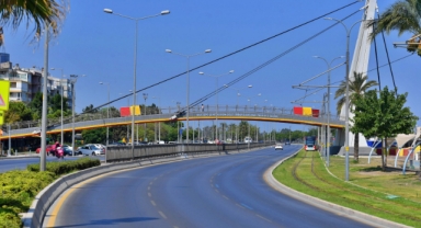 Göztepe Şehit Kerem Oğuz Erbay Köprüsü yenilendi