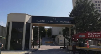 Hazine ve Maliye Bakanlığı 17.1 milyar lira borçlandı