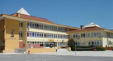 İzmir Valiliği’nden ‘Atakent Anadolu Lisesi’ açıklaması: Devir söz konusu değildir! 