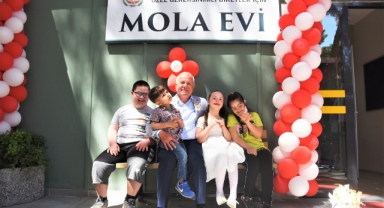 Karakayalı'dan özel gereksinimli bireylere deniz sürprizi