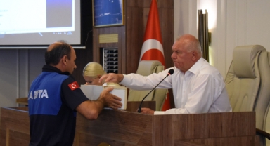 Kemalpaşa Meclisinde seçim: Karakayalı KOSBİ'ye seçildi 