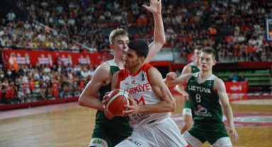 Litvanya'yı mağlup eden U18 Milli Takımımız yarı finalde