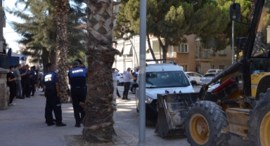 Menemen'de yol çalışması kriz yarattı: Belediyeden İZSU'ya engel! 