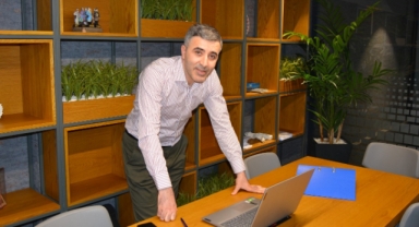 MHP' li Şahin Bayraklı Belediyesi'ni hedef aldı:Makyaj belediyeciliği