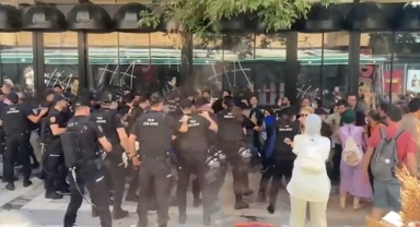 Polisten bakanlığa yürümek isteyen öğretmenlere engel: Biber gazı sıktılar 