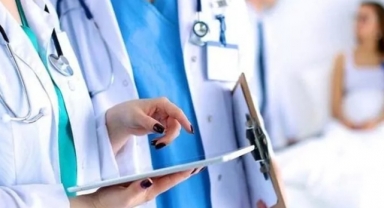 Resmi Gazete'de yayımlandı: Saldırıya uğrayan sağlık çalışanları için yeni düzenleme