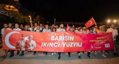 Soyer'den İyi Partili Dervişoğlu'nun ''Barış'' afişi eleştirilerine cevap