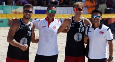 Alkışlar Kesgin-Kaplan ikilisine