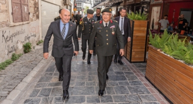 Başkan Soyer Ege Ordu Komutanı Kemal Yeni’yi konuk etti