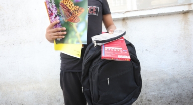 Bayraklı Belediyesinden öğrencilere kırtasiye desteği!