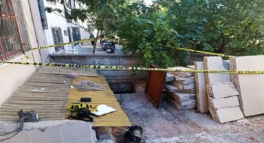 Büyük ihmal... Düştüğü rögarda elektrik çarptı