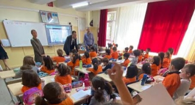 Karabağlar eğlenerek öğreniyor